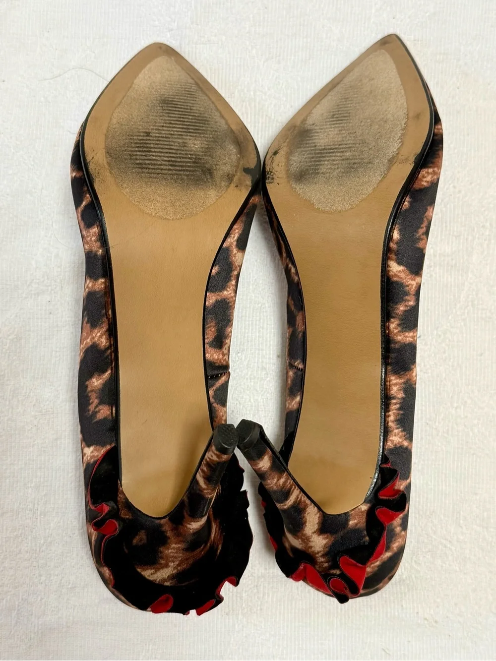 Betsey Johnson Harbur Leopard Ruffle Stiletto Pumps Women’s 8.5 Pinup rockabilly